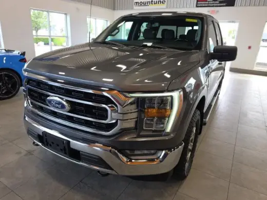 Ford F-150 2022 4x4 XLT 4p SuperCrew 5.5 ft. CB