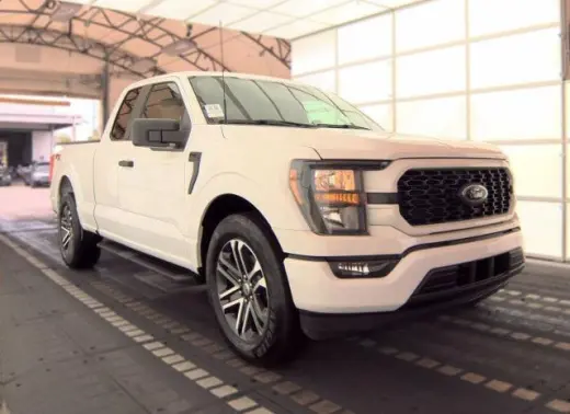 Ford F-150 2023 4x2 XL 4dr SuperCab 6.5 ft. SB