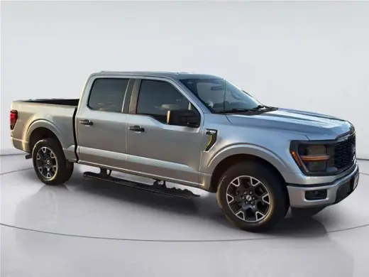 Ford F-150 2024 4x2 STX 4dr SuperCrew con cabina de 5.5 pies de largo SB