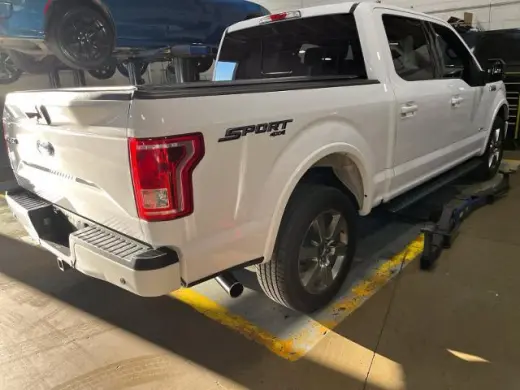 Ford F-150 2017 4x4 XLT 4dr SuperCrew 5.5 ft. SB en Español