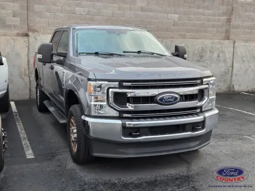 Ford F-250 Super Duty 2021 4x4 XLT 4dr Crew Cab 6.8 ft. SB Camión de carga