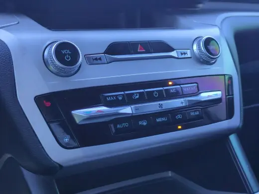 Ford Explorer 2023 XLT SUV de 4 puertas