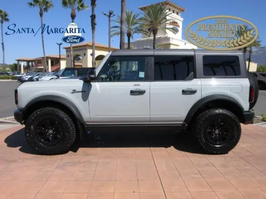 Ford Bronco 2023 4x4 Base Advanced 4dr SUV