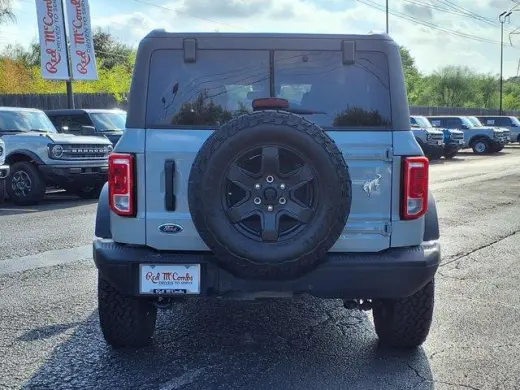 Ford Bronco 2024 4x4 Black Diamond 4p SUV