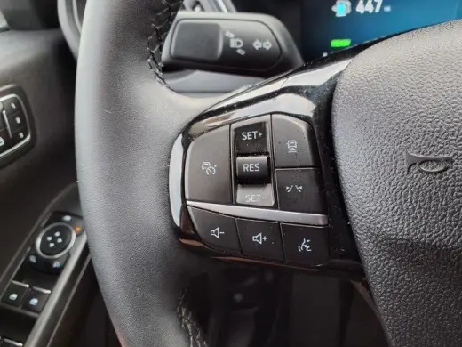 Ford Escape Hybrid 2023 Platinum 4p SUV