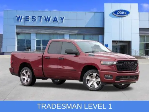 Ram 1500 2025 4x2 Tradesman 4dr Cabina Cuadrada Cuádruple Quad 6.4 pies PT Camioneta