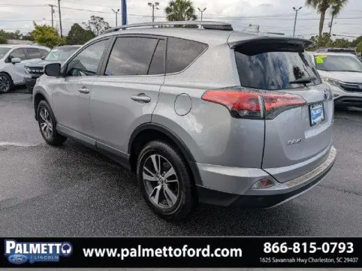Toyota RAV4 2017 XLE 4p SUV