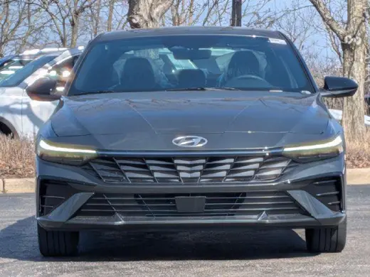 Hyundai ELANTRA 2026 SEL Sport Premium 4dr Sedán
