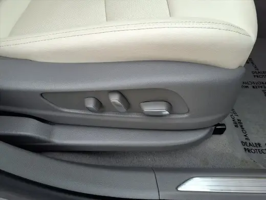 Cadillac XT5 2023 Premium Luxury SUV 4 puertas