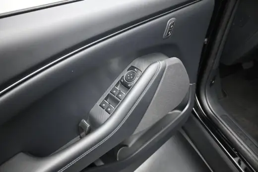 Ford Mustang Mach-E 2023 Select 4dr SUV