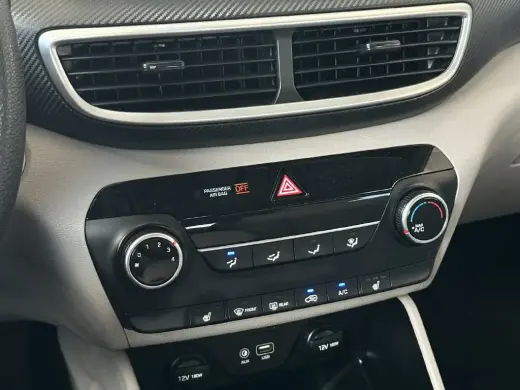 Hyundai TUCSON 2019 tracción en las cuatro ruedas SE 4p SUV