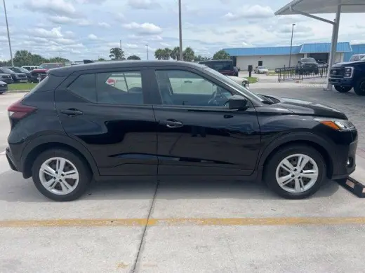 Nissan Kicks 2021 S 4dr Crossover