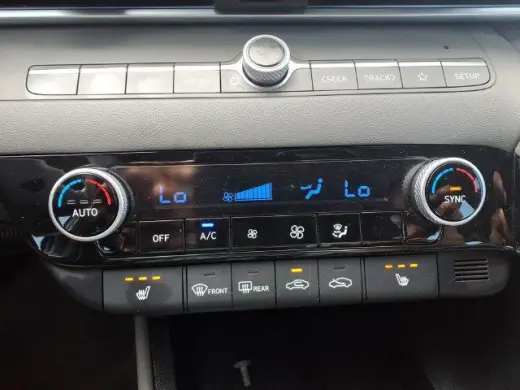 Hyundai ELANTRA 2025 SEL Conveniencia 4p Sedan