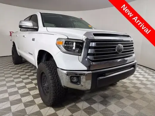 Toyota Tundra 2020 4x4 Limited 4dr CrewMax Cab Pickup SB