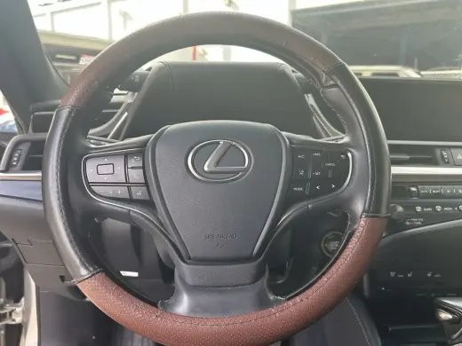 Lexus ES 350 2020 4p Sedan