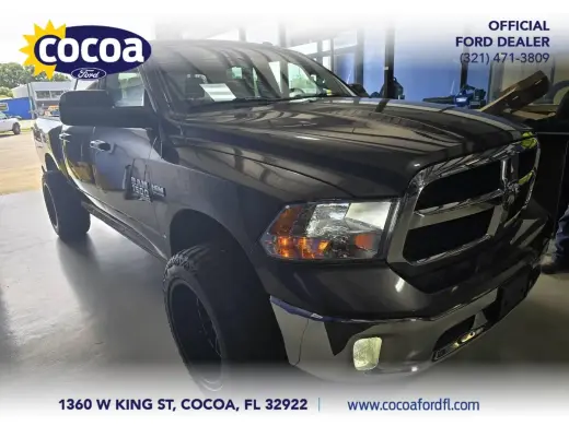 Ram 1500 Clásico 2023 4x4 Tradesman 4p Equipo de Camión de Cabina Completa 5.5 ft. SB