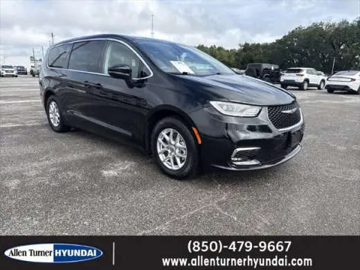 Chrysler Pacifica 2024 Touring L 4p Minivan