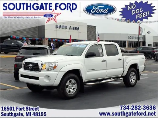 Toyota Tacoma 2011 4x2 PreRunner V6 4dr Double Cab 5.0 ft SB 5A