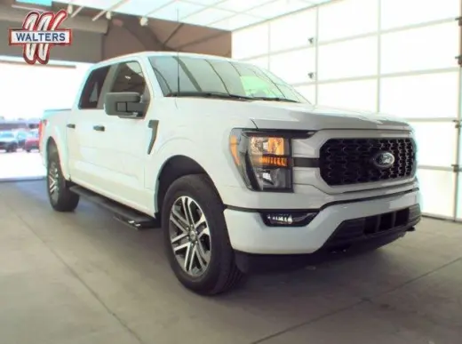 Ford F-150 2023 4x4 XL 4dr SuperCrew 5.5 ft. SB