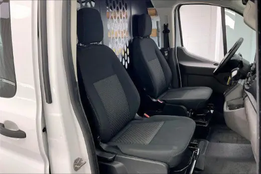Ford Transit 2025 250 3puertas SWB Techo Bajo Furgón de carga
