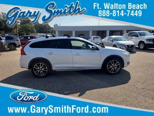 Volvo V60 Cross Country 2016 tracción total T5 4p. Station Wagon