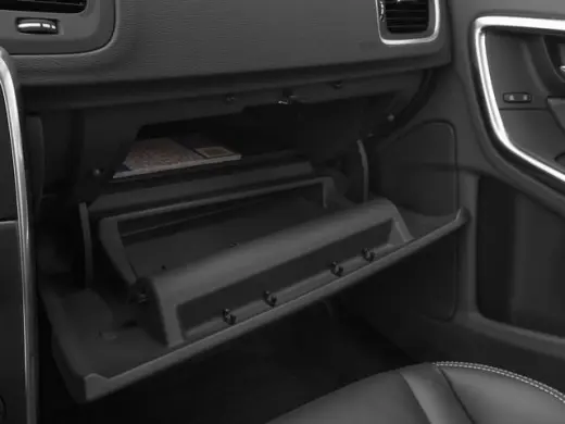 Volvo S60 2015 T5 Drive-E Platinum 4dr Sedan (versión de mitad de año)
