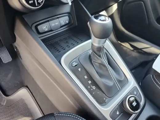 Hyundai VENUE 2026 SEL 4dr Crossover