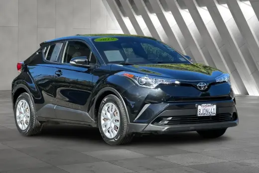 Toyota C-HR 2019 LE 4dr Crossover
