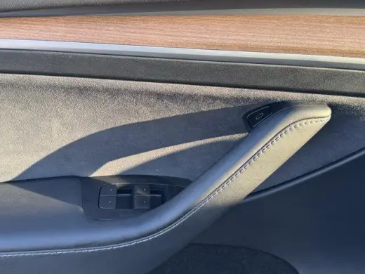 Tesla Model Y 2023 Tracción Total Gran Autonomía 4 puertas Crossover