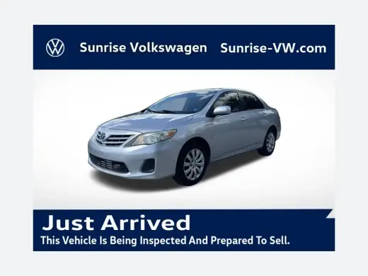 Toyota Corolla 2013 LE 4p Sedan 4A