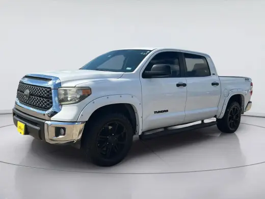 Toyota Tundra 2018 4x2 SR5 4dr CrewMax Cab Pickup SB (4.6L V8)