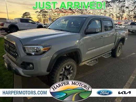 Toyota Tacoma 2018 4x4 TRD Pro 4p Cab Double 5.0 ft SB 6M