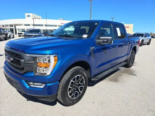 Ford F-150 2023 4x4 XLT 4 puertas SuperCrew 5.5 pies. SB