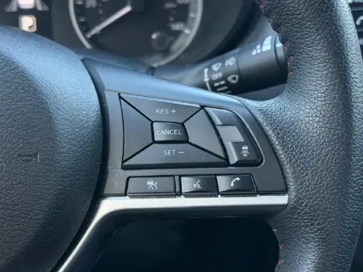 Nissan Versa 2024 SR Sedán 4 puertas