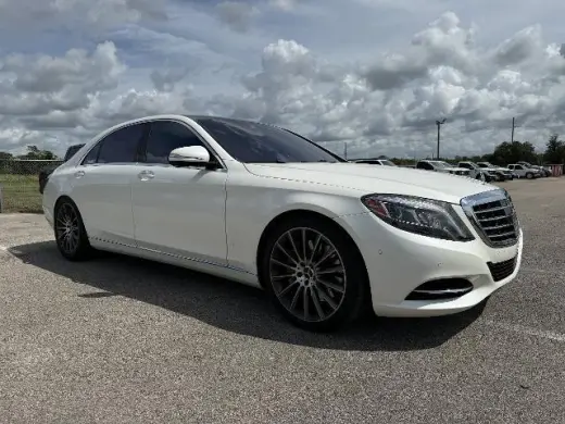 Mercedes-Benz Clase S 2015 S 550 Sedán de 4 puertas