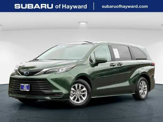 Toyota Sienna 2024 AWD LE 8 Pasajeros 4 Puertas Minivan