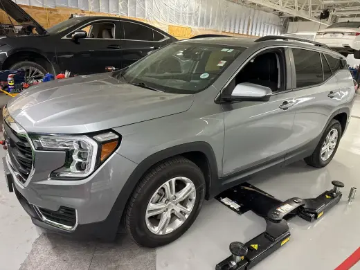 Terreno GMC 2024 SLE 4p SUV