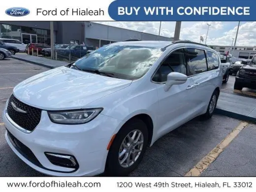Chrysler Pacifica 2022 Touring L Minivan 4puertas