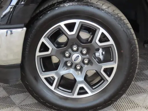Ford F-150 2024 4x4 XLT 4 puertas SuperCrew 5.5 pies SB