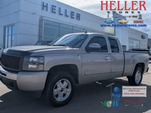 Chevrolet Silverado 1500 2008 2WD LS 4 puertas Cabina extendida 8 pies LB