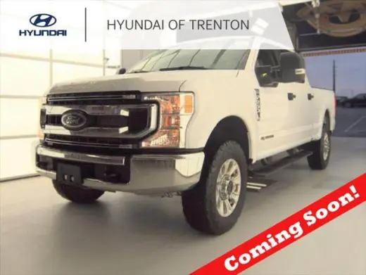 Ford F-250 Super Duty 2022 4x4 King Ranch 4p Puerta trasera cabina de tripulación 6.8 ft. SB Camioneta