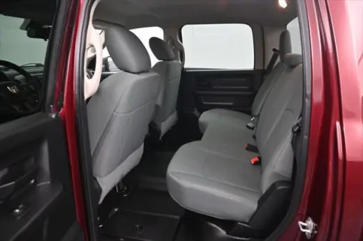 Ram 1500 2016 4x4 Tradesman 4p Cabina de tripulación doble 5.5 pies Picape