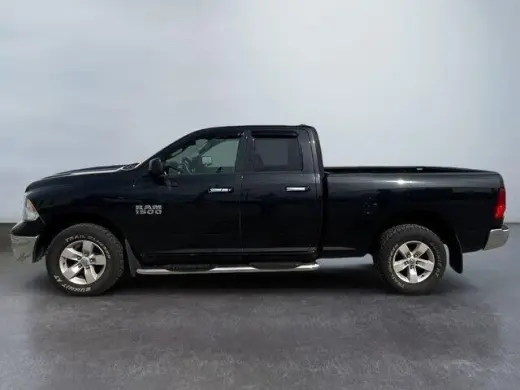 Ram 1500 2017 4x4 SLT 4p Cubica Cuadra Cab 6.3 pies BA Camioneta