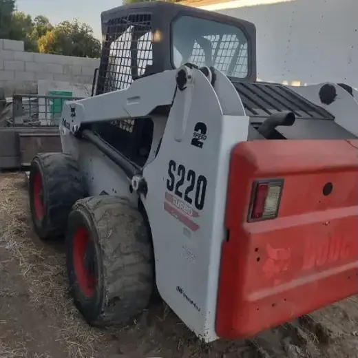 Bobcat y Excavadora San Bernardino