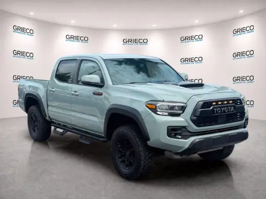 Toyota Tacoma 2021 4x4 TRD Pro 4 puertas Double Cab 5.0 ft SB 6 cambios