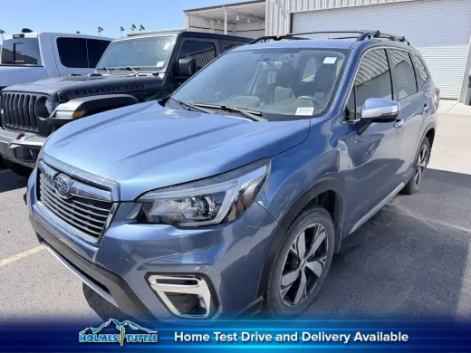 Subaru Forester 2019 con tracción en las cuatro ruedas Touring 4dr Crossover