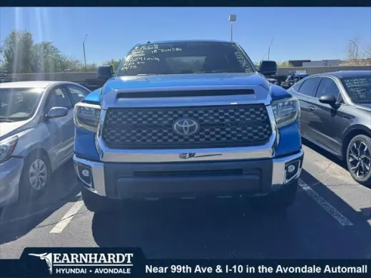Toyota Tundra 2018 4x4 SR5 4dr CrewMax Cab Pickup SB (5.7L V8)