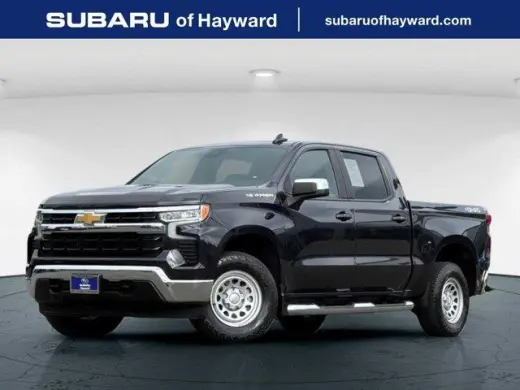 Chevrolet Silverado 1500 2023 4x4 LT 4 puertas Cabina de tripulación 5.8 pies SB con 1LT