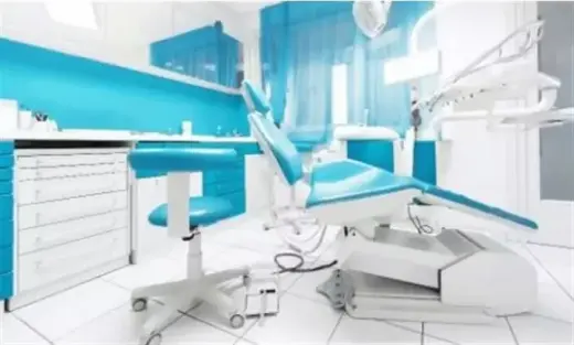 SERVICIOS DENTALES GRATUITOS