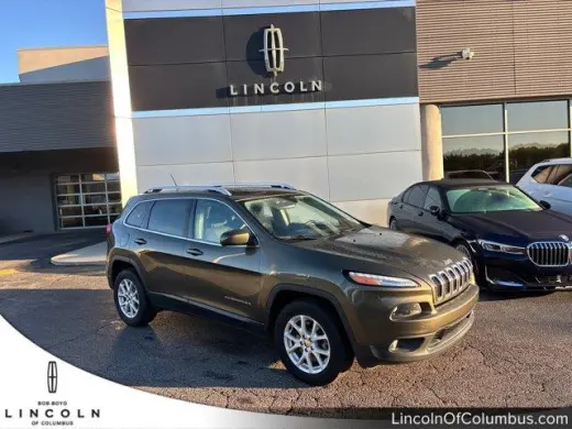 Jeep Cherokee 2015 4x4 Latitude SUV 4p
